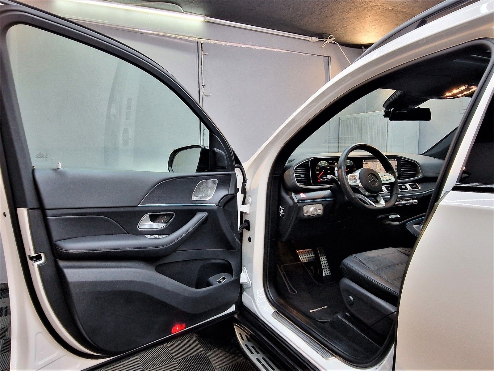 Mercedes-Benz GLS 400 d 63 AMG|DISTRONIC|PANO|BURMESTER| foto 7