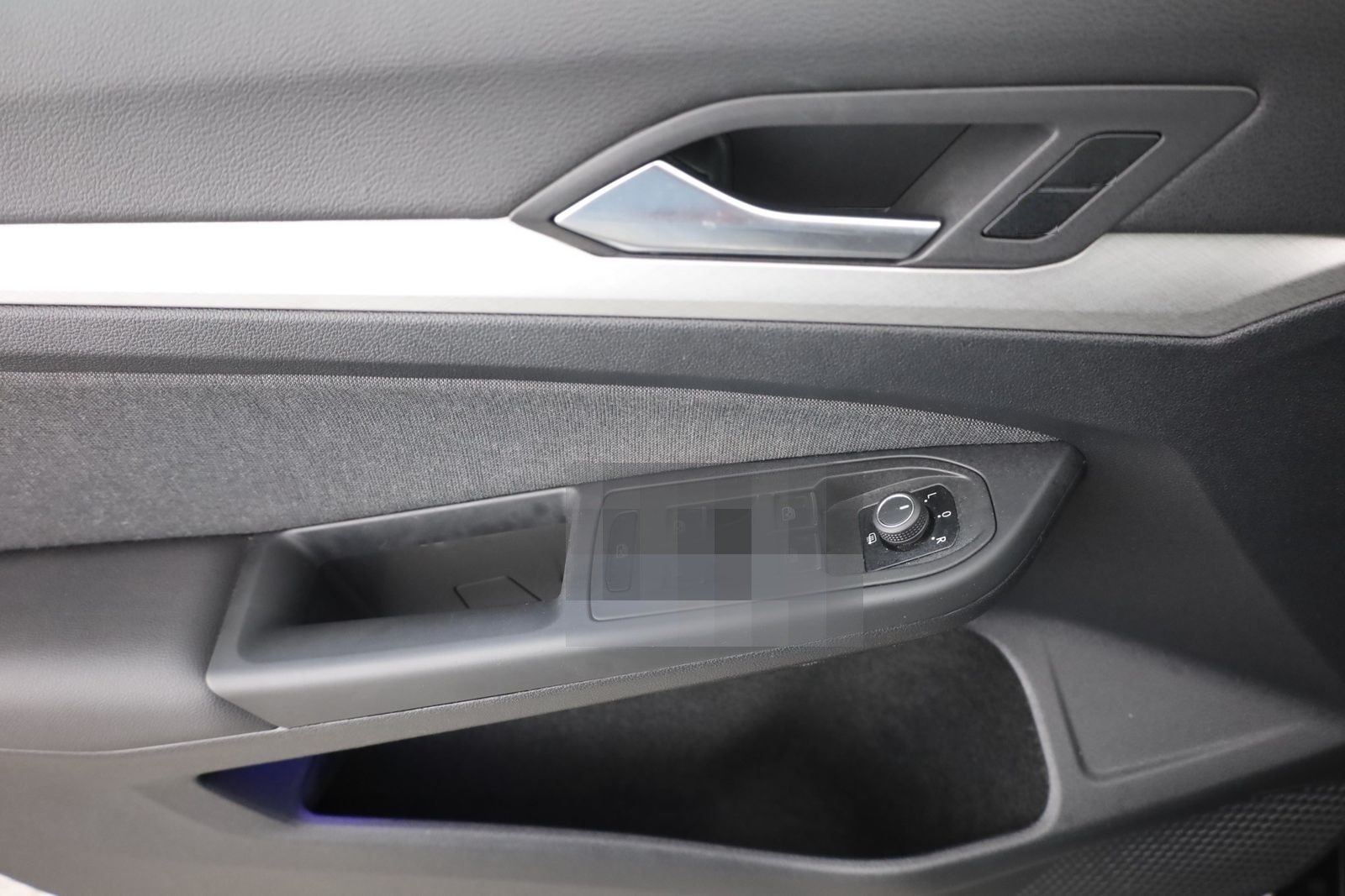 Volkswagen Golf VIII Variant 2.0 TDI Life LED Navi ACC AHK foto 21