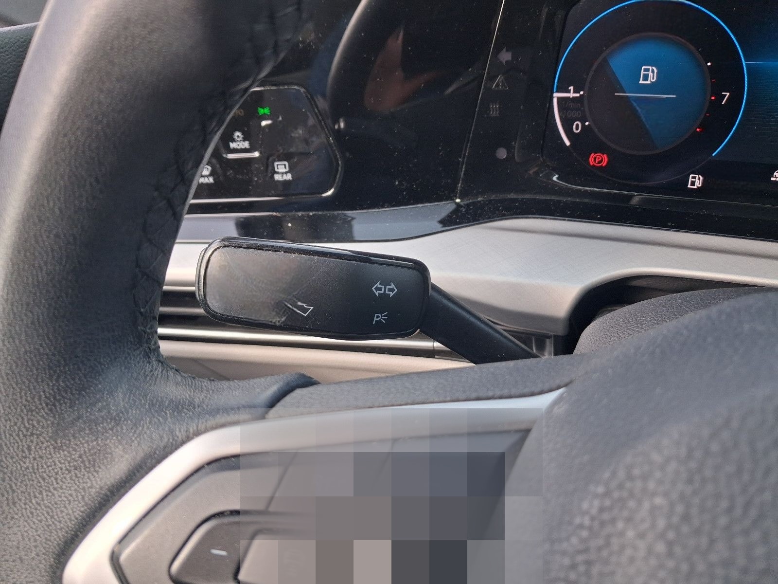 Volkswagen Golf VIII 1.5 TSI Life Variant AHK+LED+LENKRADH. foto 23