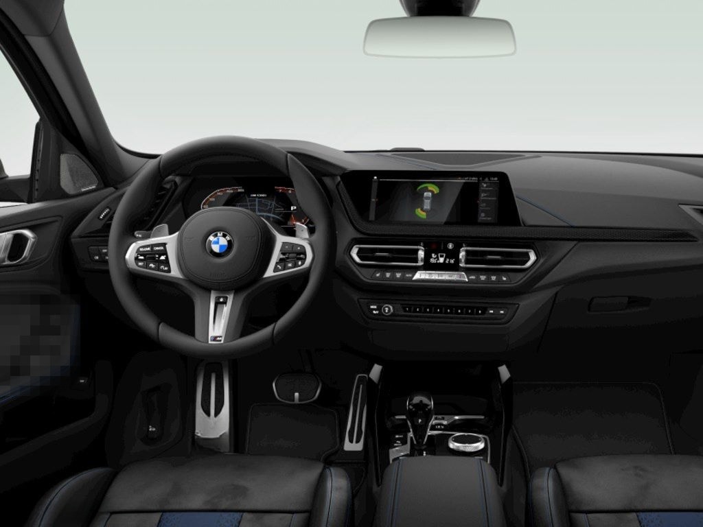 BMW M135i xDrive A foto 4