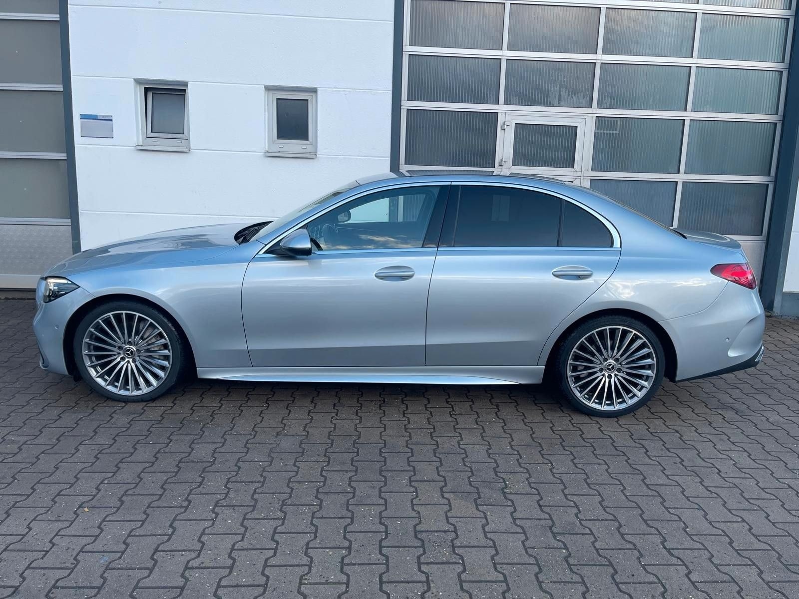 Mercedes-Benz C 300d 4Matic Limo AMG/AUT/1HD/MWST/NAVI/SHZ/19 foto 2