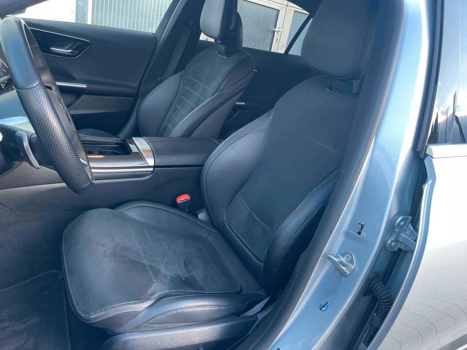 Mercedes-Benz C 300d 4Matic Limo AMG/AUT/1HD/MWST/NAVI/SHZ/19 foto 8