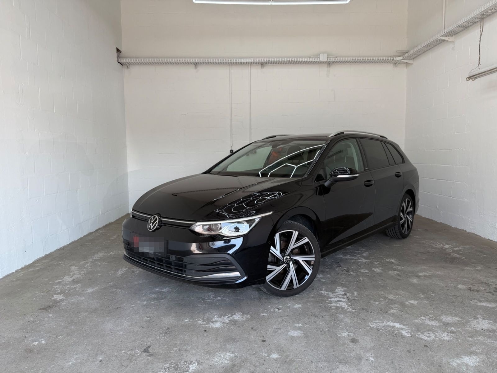 Volkswagen Golf VIII Variant Active R line+STANDH.+MATRIX+ foto 1
