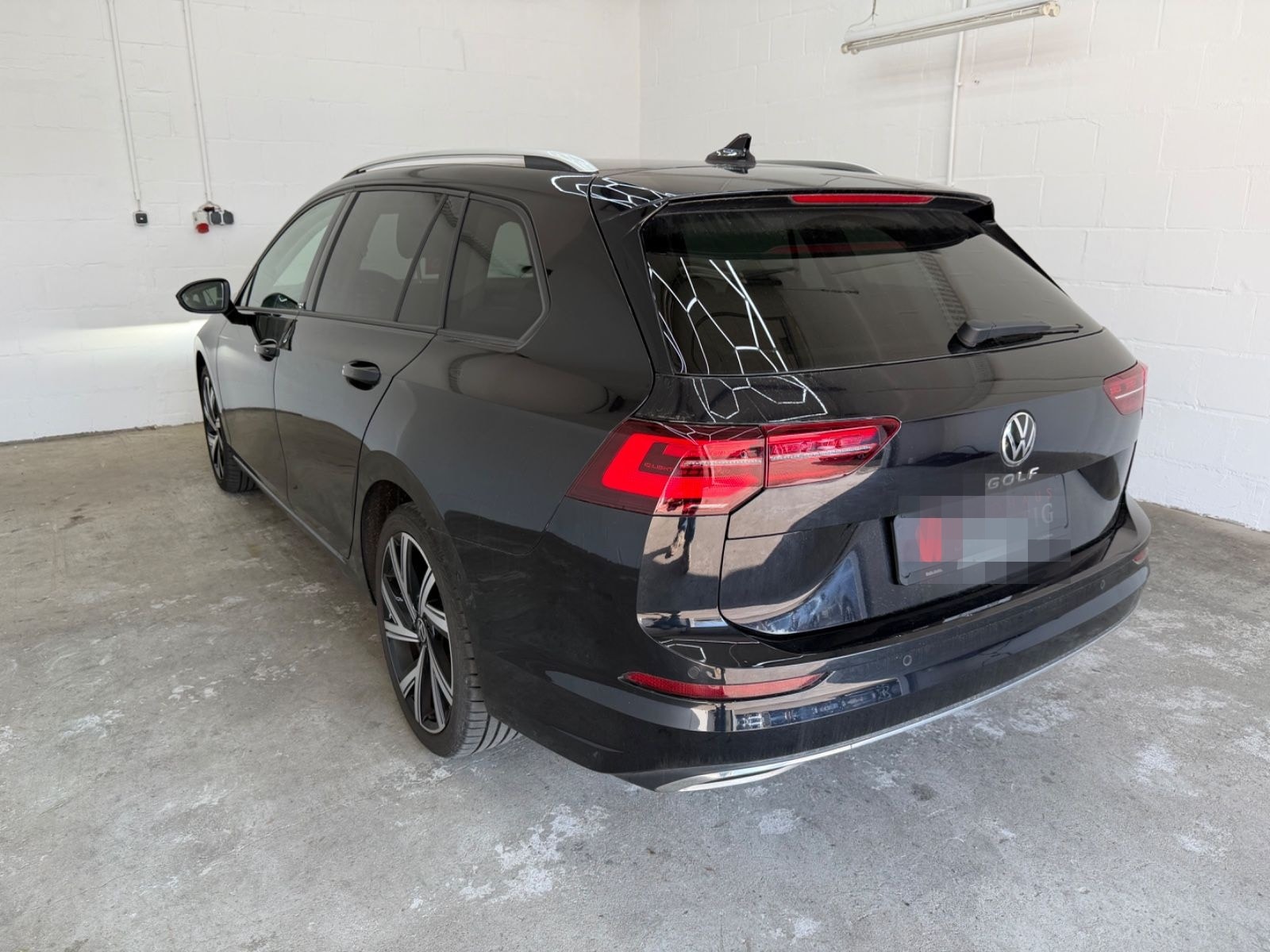 Volkswagen Golf VIII Variant Active R line+STANDH.+MATRIX+ foto 7