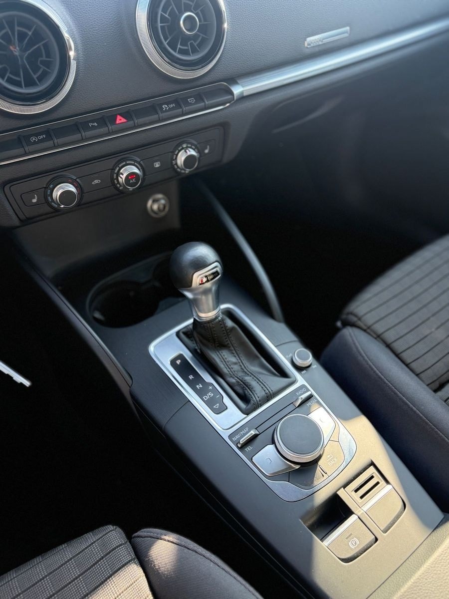 Audi A3 35 TFSI sport*Kamera*Navi*Garantie* foto 18