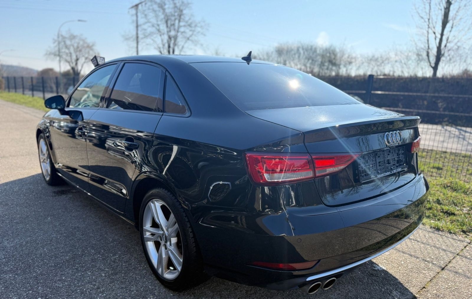 Audi A3 35 TFSI sport*Kamera*Navi*Garantie* foto 7