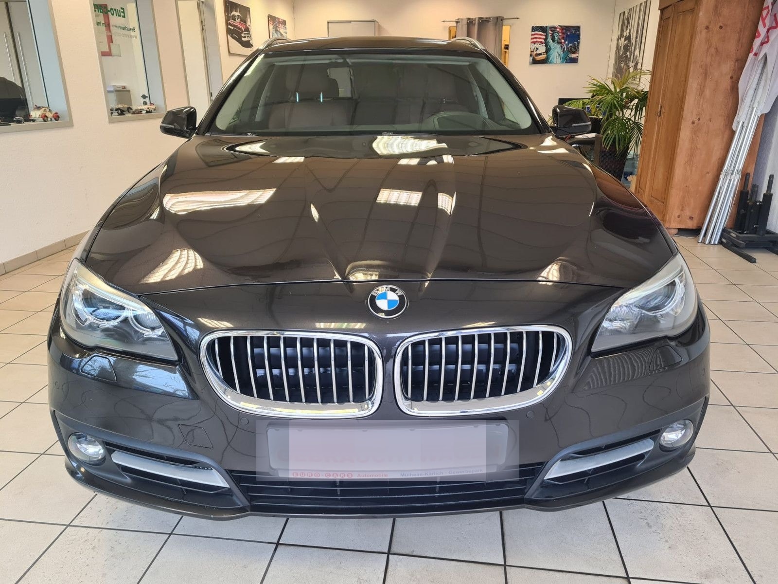 BMW 520 d xDrive / AHK / Bi-XENON / LEDER foto 2