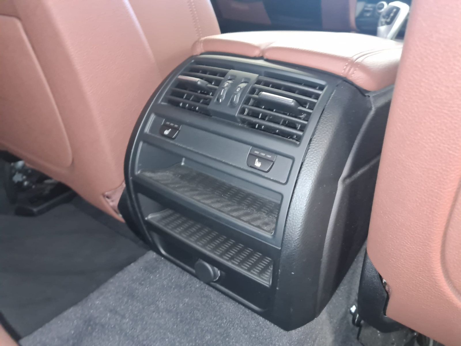 BMW 520 d xDrive / AHK / Bi-XENON / LEDER foto 12