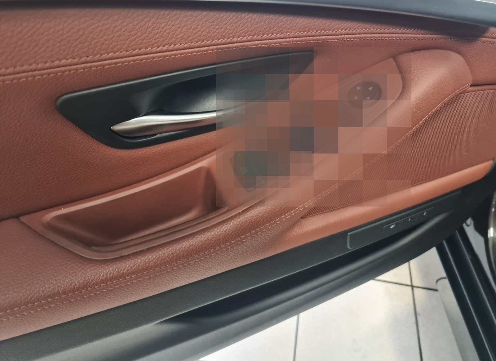 BMW 520 d xDrive / AHK / Bi-XENON / LEDER foto 14