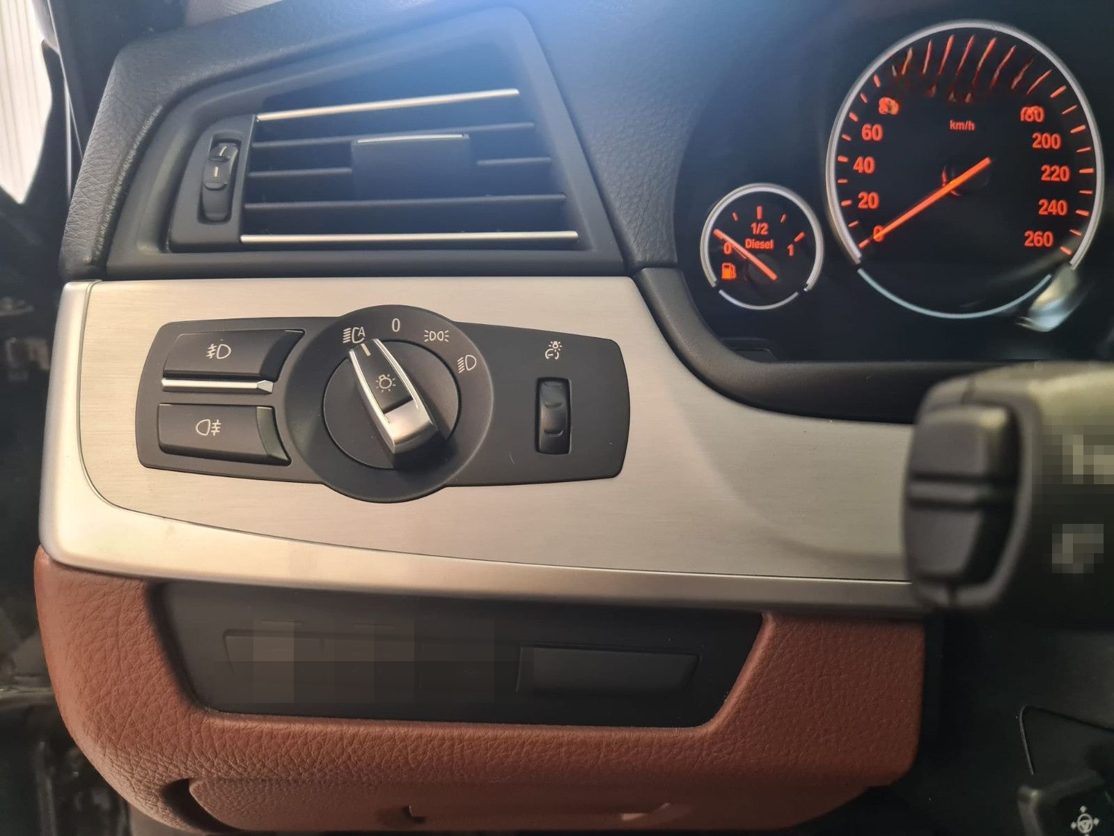 BMW 520 d xDrive / AHK / Bi-XENON / LEDER foto 16