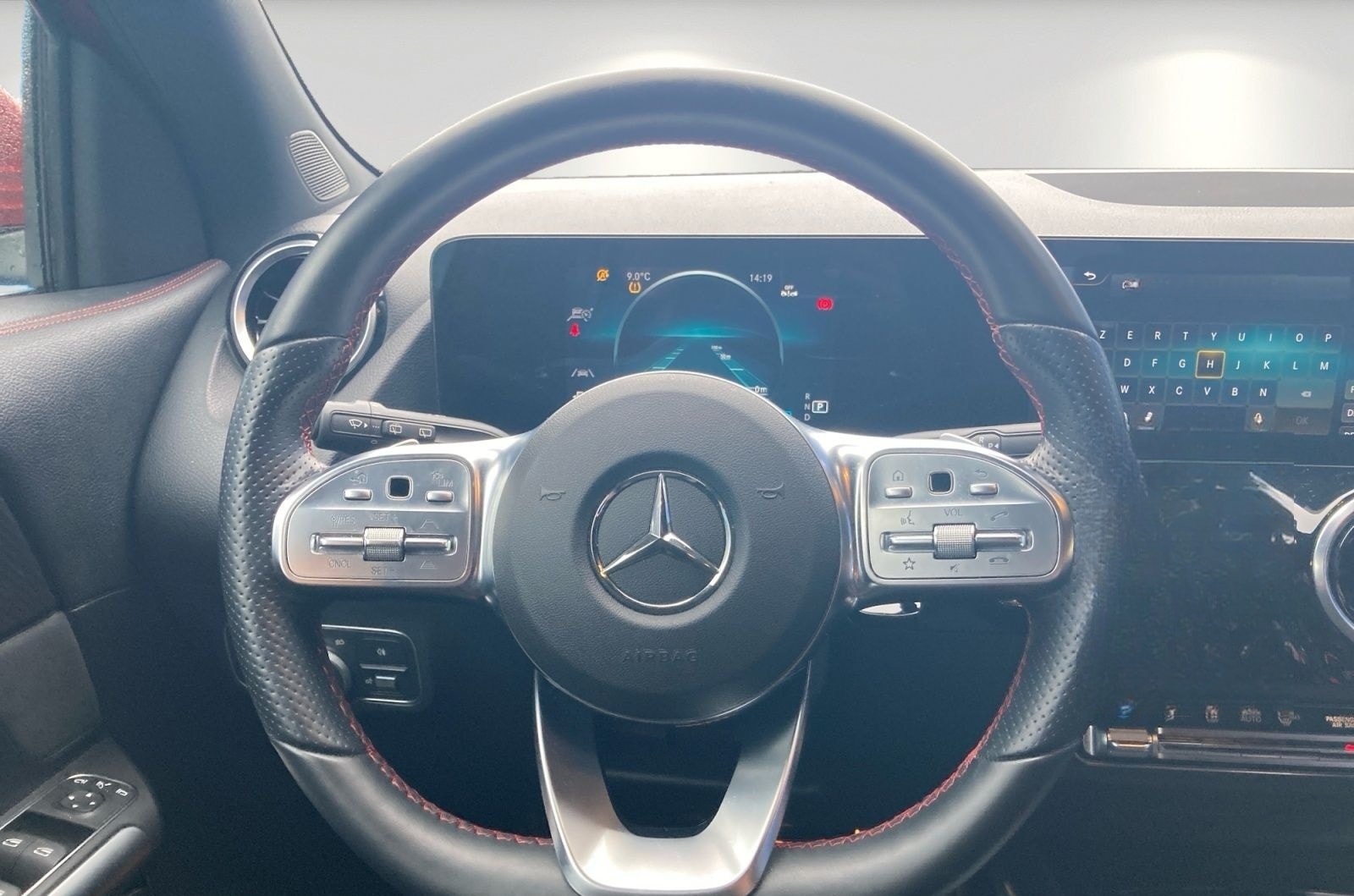 Mercedes-Benz GLA 200 d AMG Line foto 13