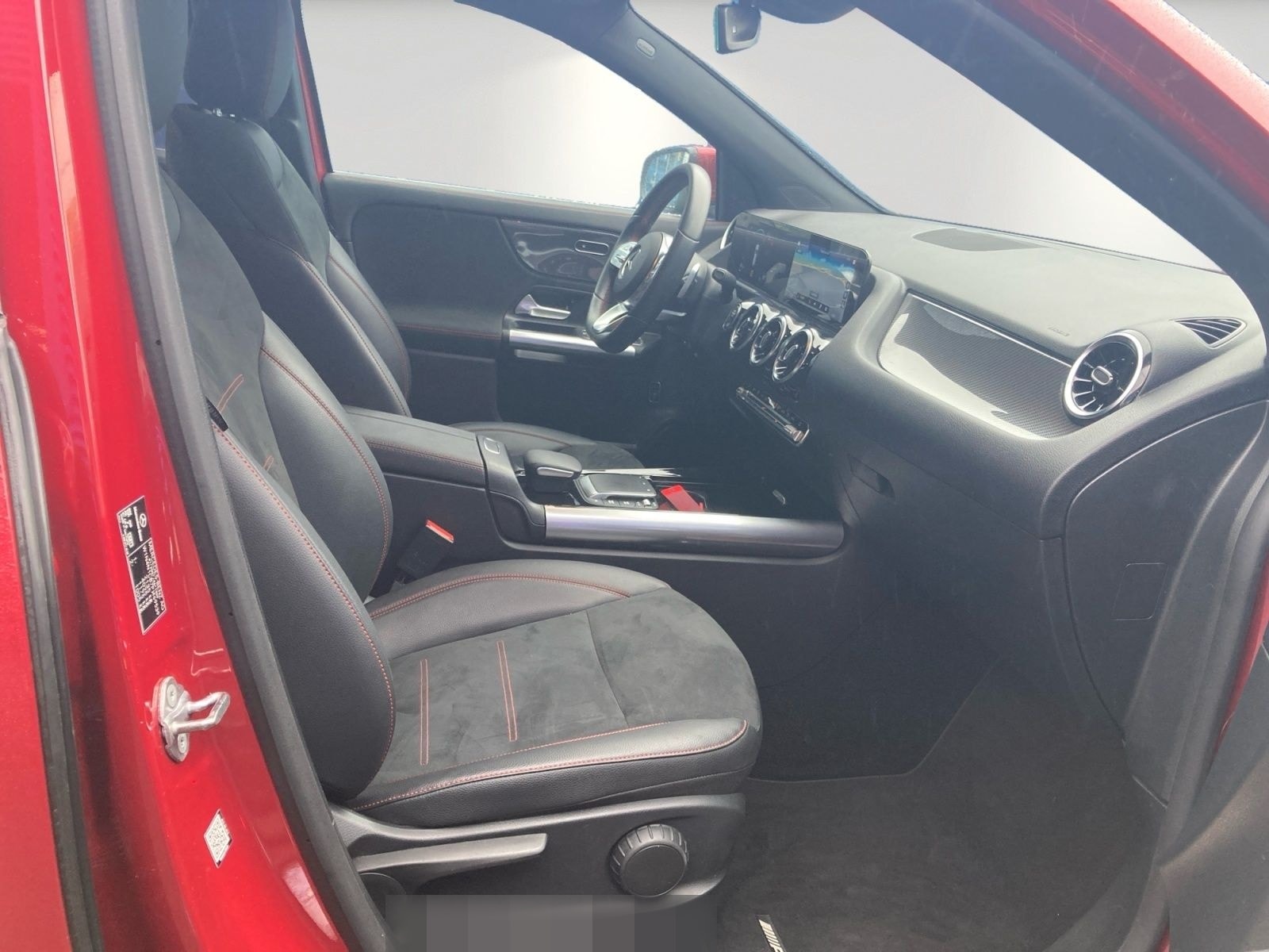 Mercedes-Benz GLA 200 d AMG Line foto 15