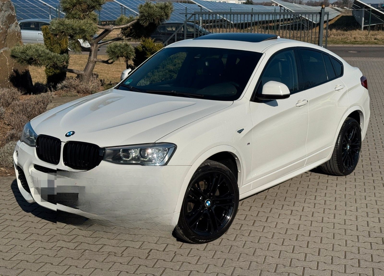 BMW X4 xDrive 28 i M PAKET XENON KAMERA LEDER AHK foto 1