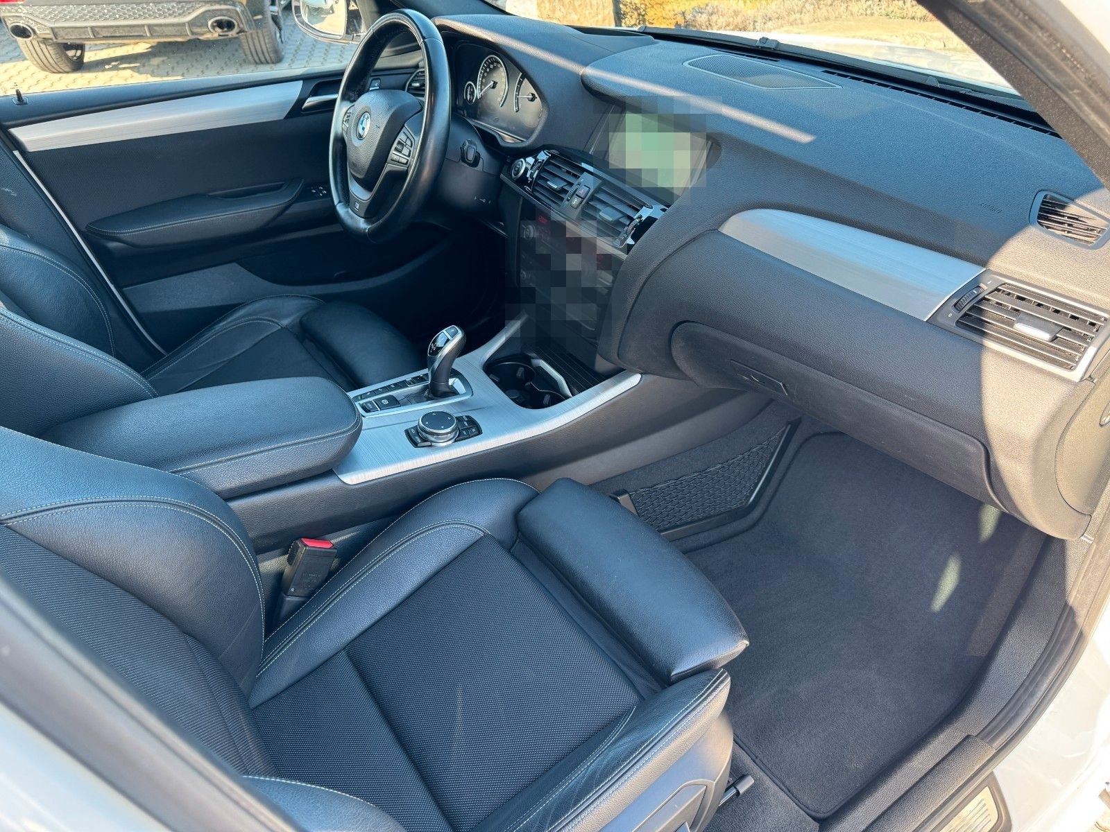 BMW X4 xDrive 28 i M PAKET XENON KAMERA LEDER AHK foto 17