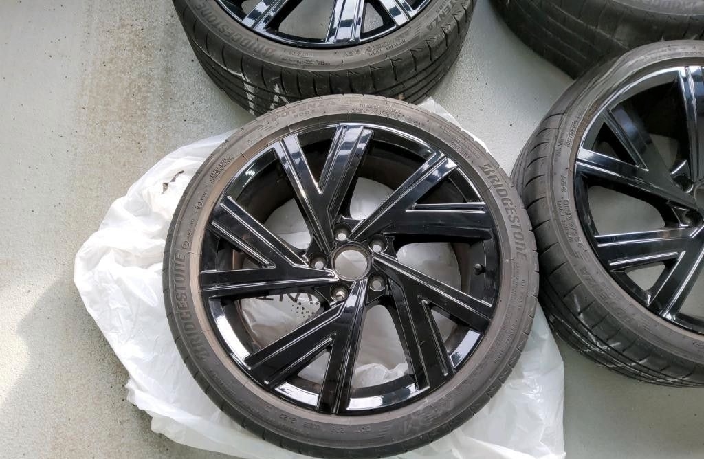 Volkswagen Golf VIII Lim. GTI Clubsport/ACC/SHZ/CARPLAY/NAV foto 4