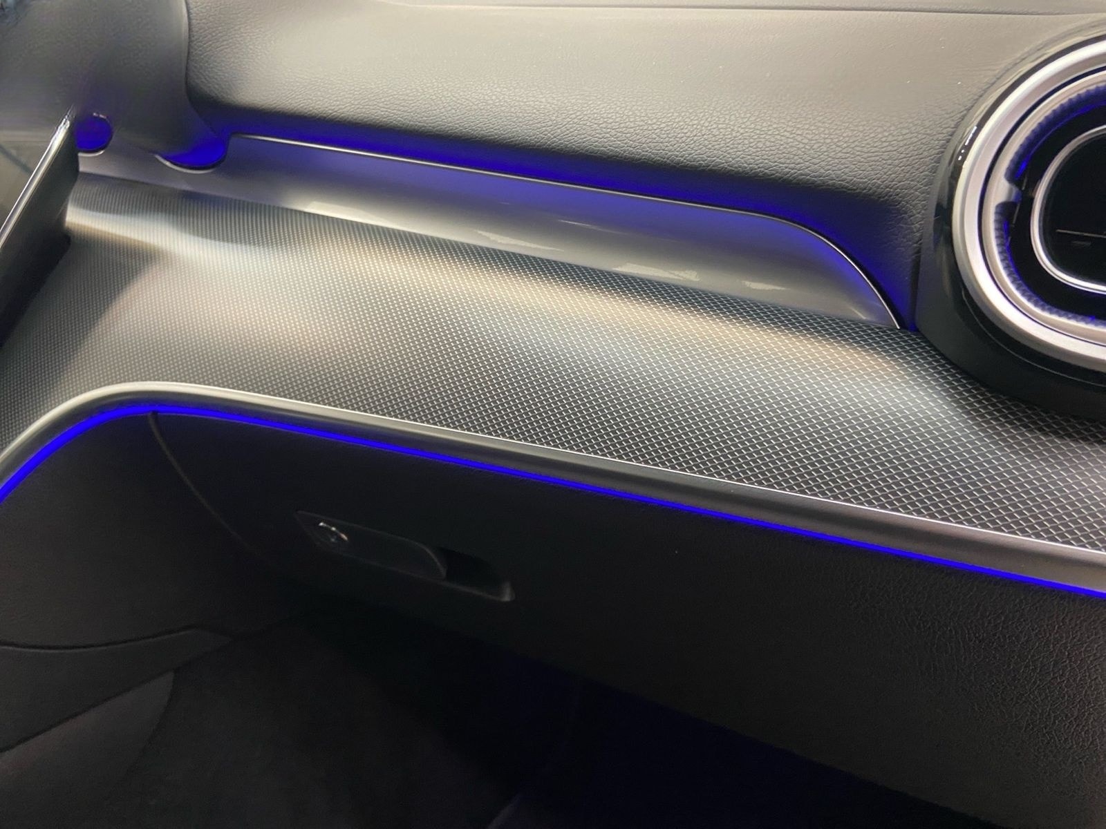 Mercedes-Benz C 200 d T AVANTGARDE AdvPlus+AHK+LED+Navi+SHZ+ foto 15