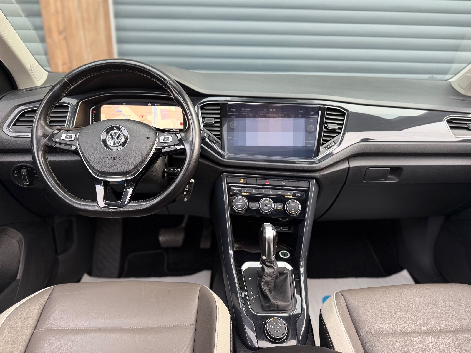 Volkswagen T-Roc Sport 4Motion/DSG/VirtC/AHK/Pano/190PS/ACC foto 17