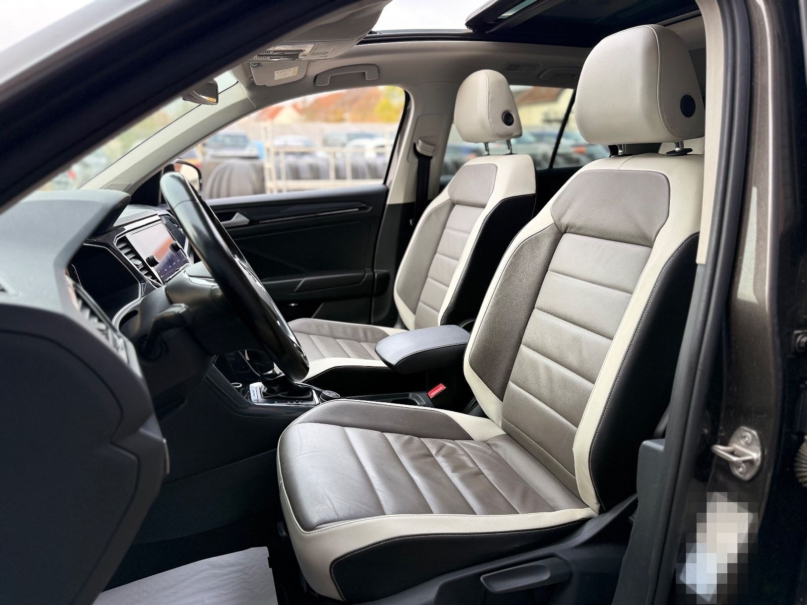 Volkswagen T-Roc Sport 4Motion/DSG/VirtC/AHK/Pano/190PS/ACC foto 24