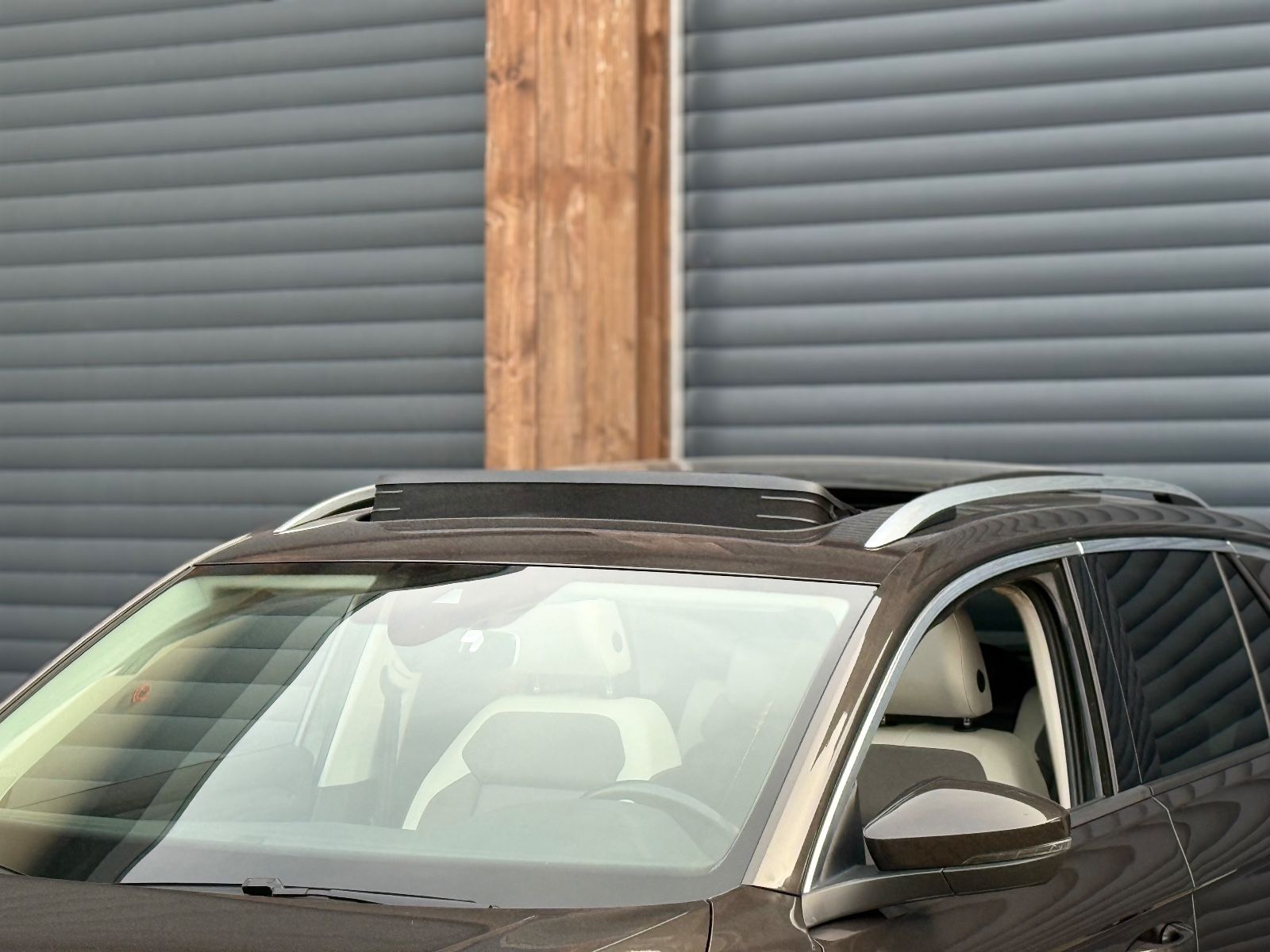 Volkswagen T-Roc Sport 4Motion/DSG/VirtC/AHK/Pano/190PS/ACC foto 5