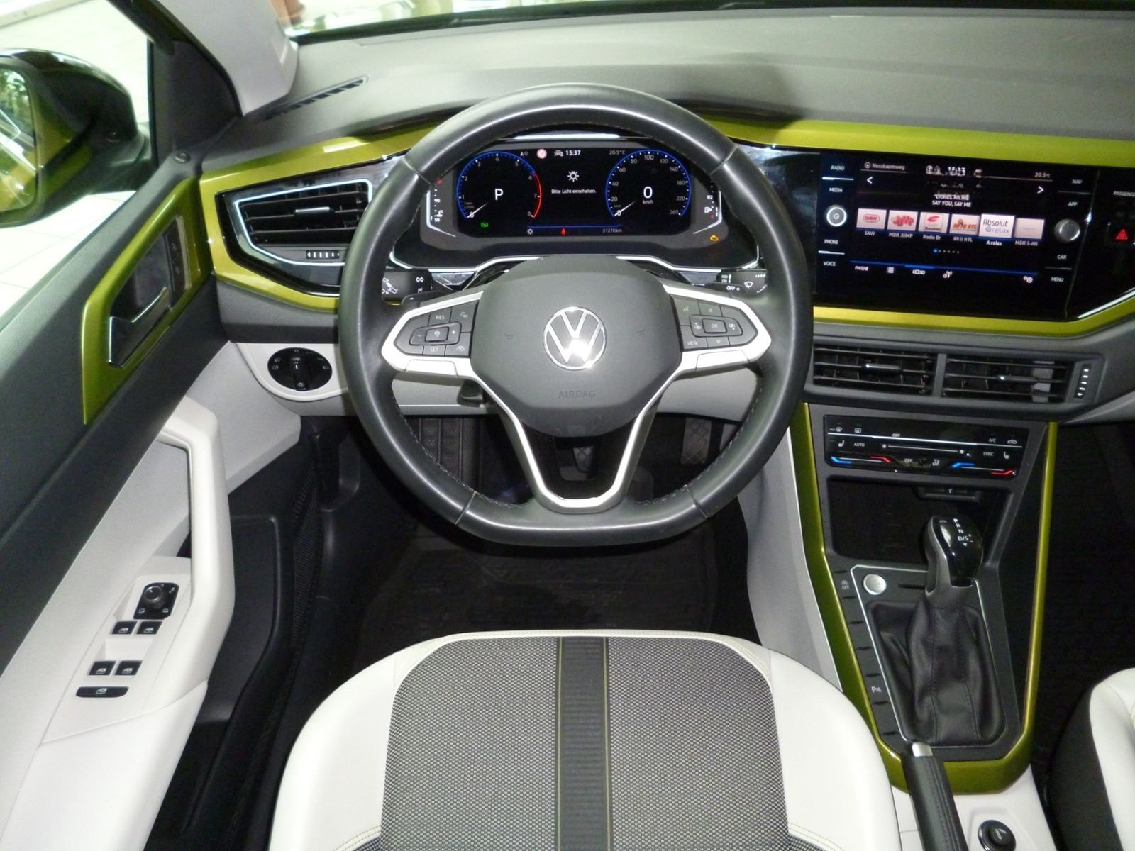 Volkswagen Taigo 1.0 TSI/DSG*Style*MATRIX*NAVI*ACC*SHZG * foto 7