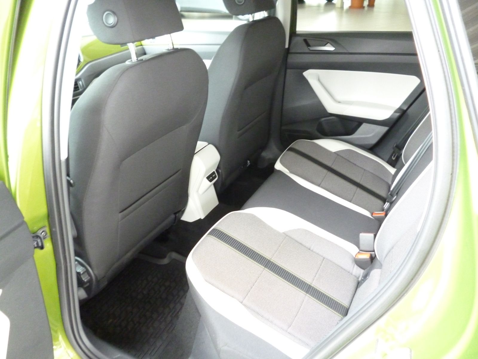 Volkswagen Taigo 1.0 TSI/DSG*Style*MATRIX*NAVI*ACC*SHZG * foto 10