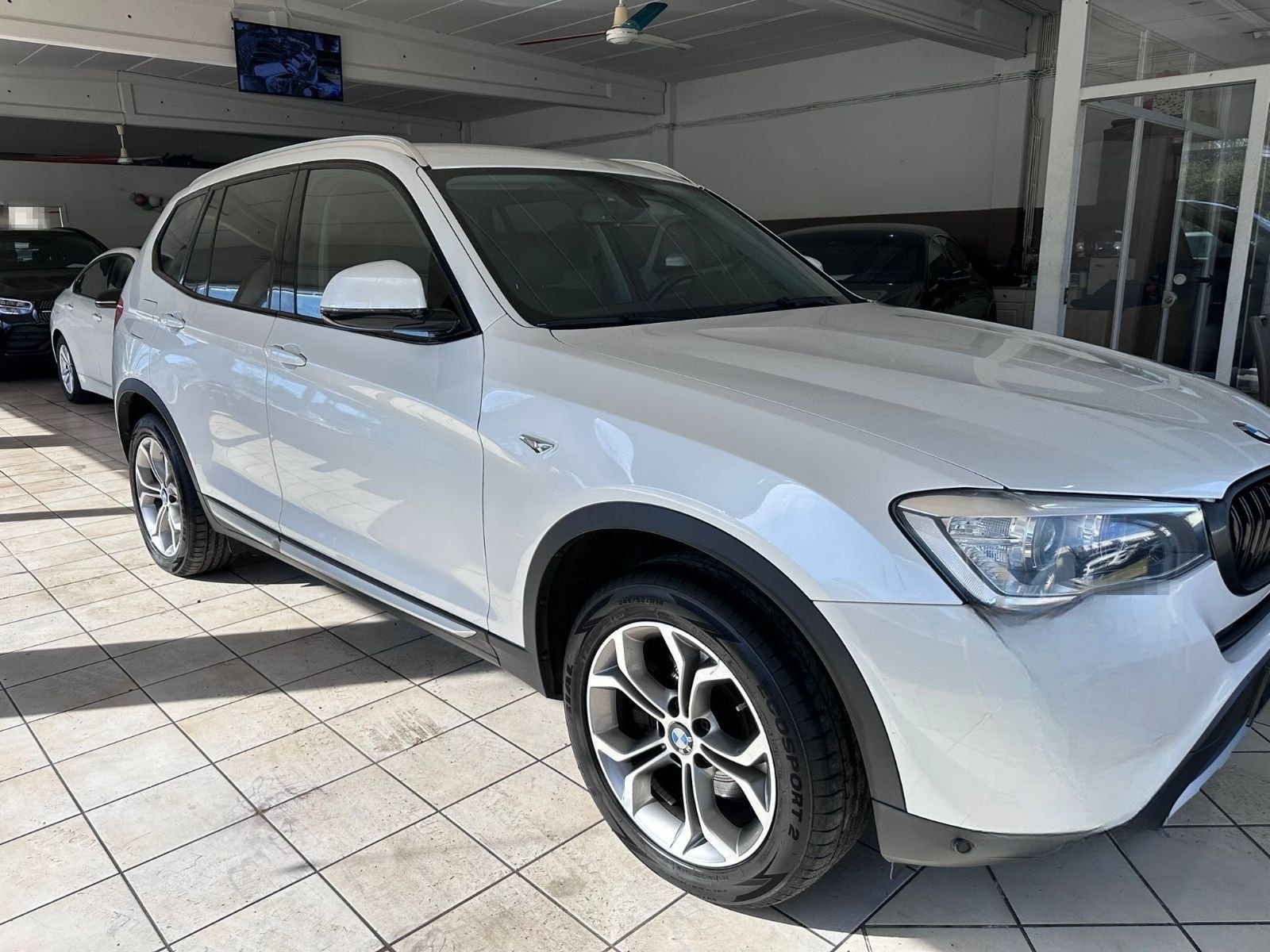 BMW X3 xDrive 20 d xLine Leder xenon AHK Navi Euro6 foto 1