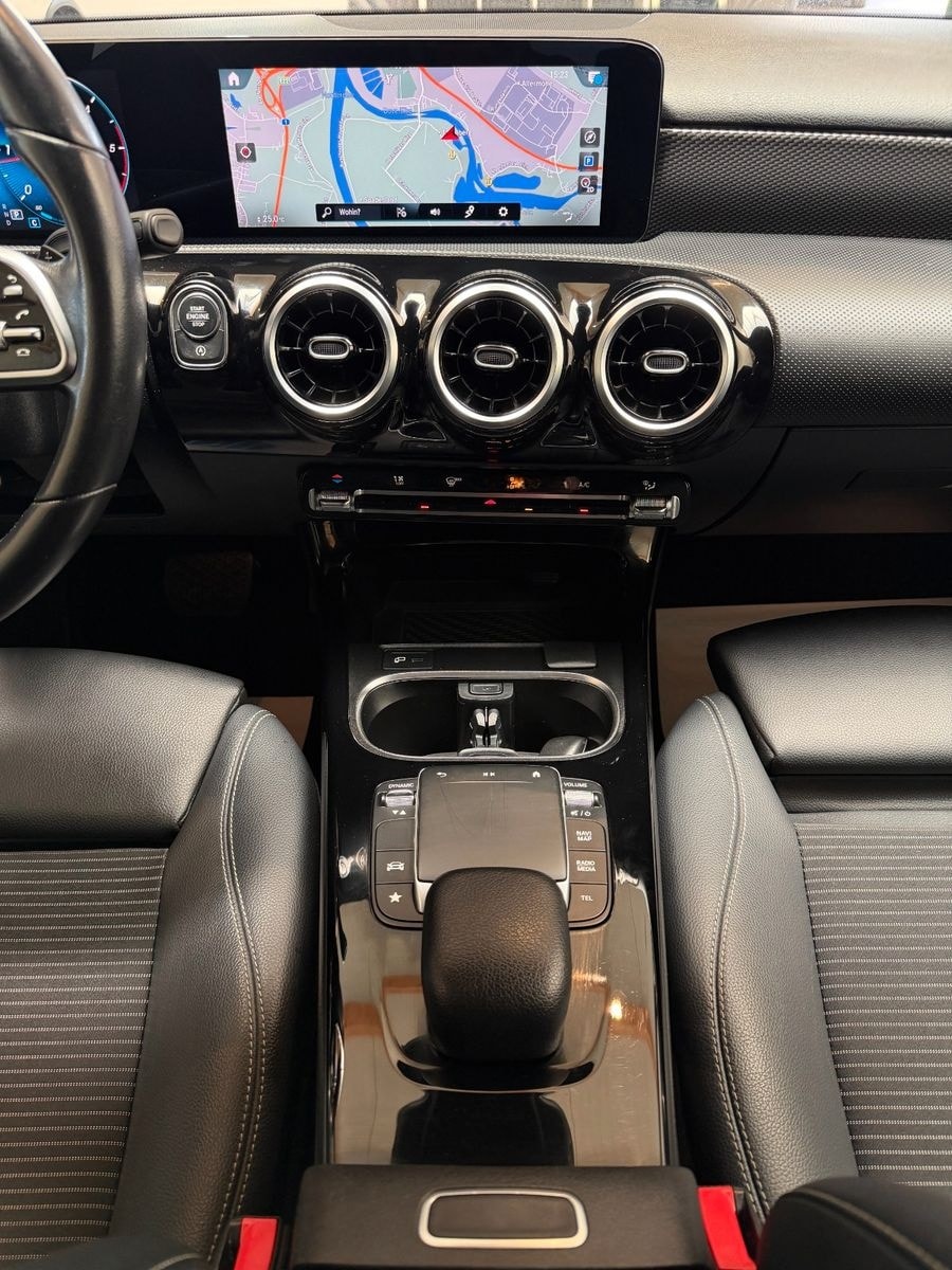 Mercedes-Benz A 200d 8G-DCT Progressive 150PS LED/ASSIST+/MBUX foto 12