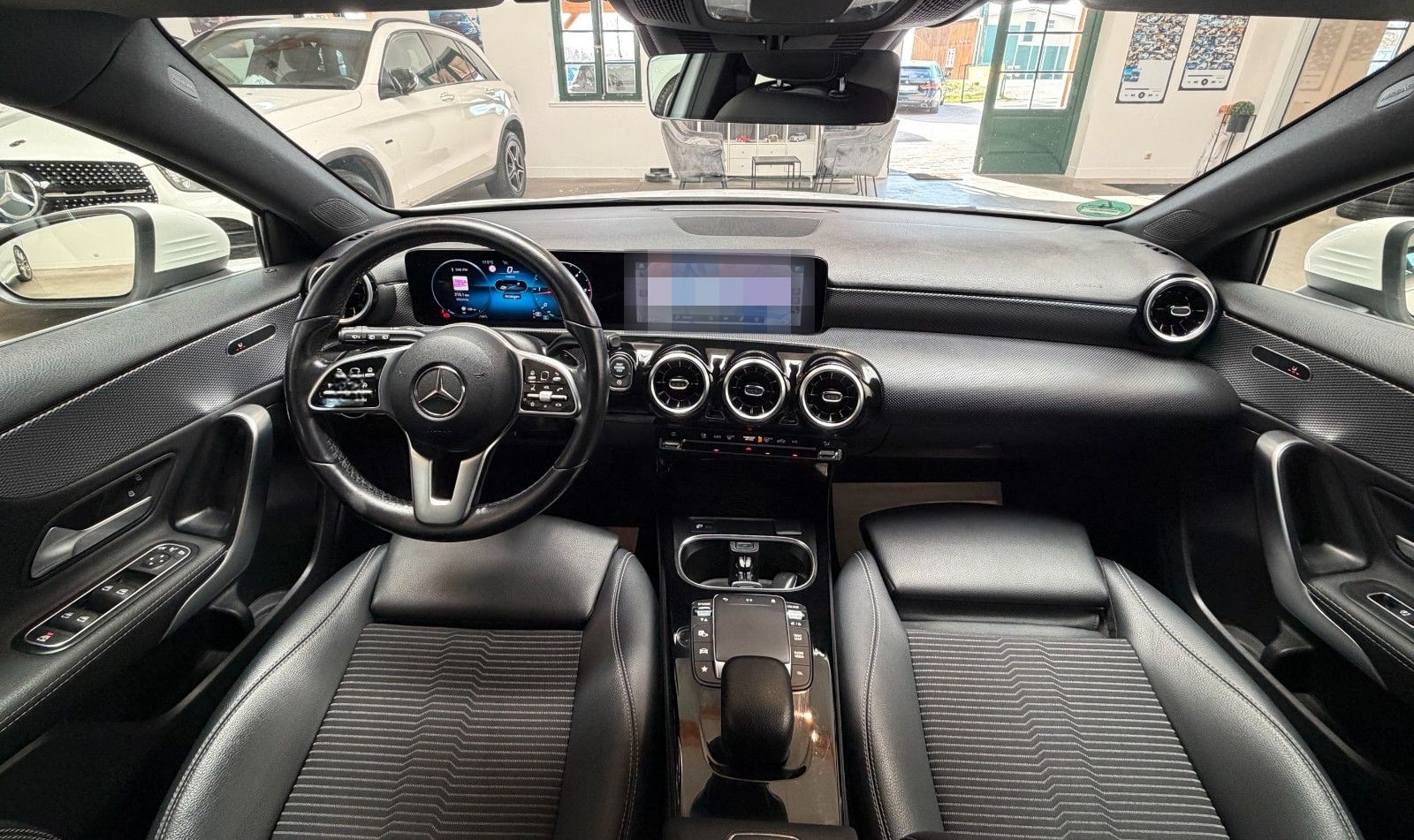Mercedes-Benz A 200d 8G-DCT Progressive 150PS LED/ASSIST+/MBUX foto 6