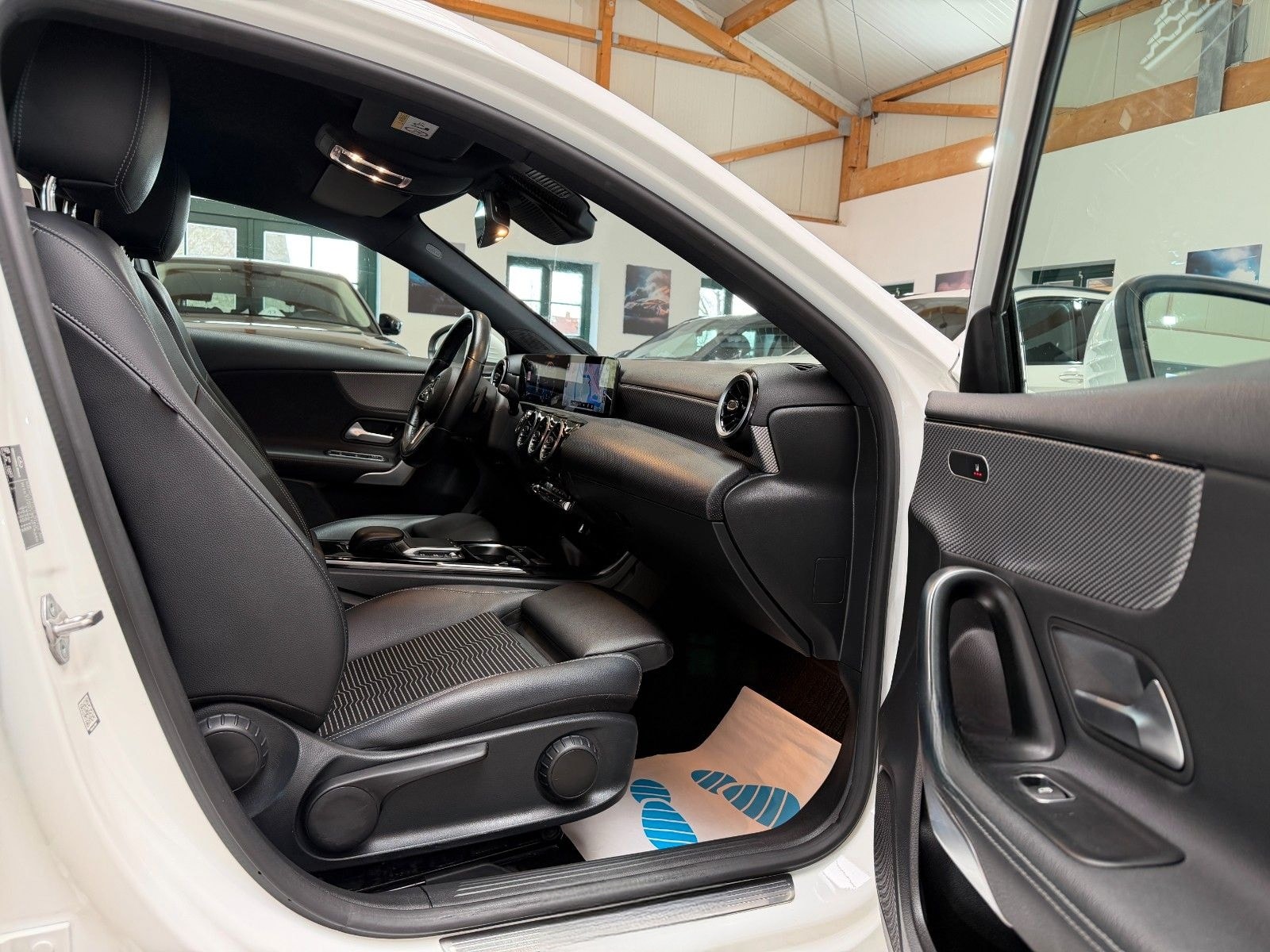 Mercedes-Benz A 200d 8G-DCT Progressive 150PS LED/ASSIST+/MBUX foto 9