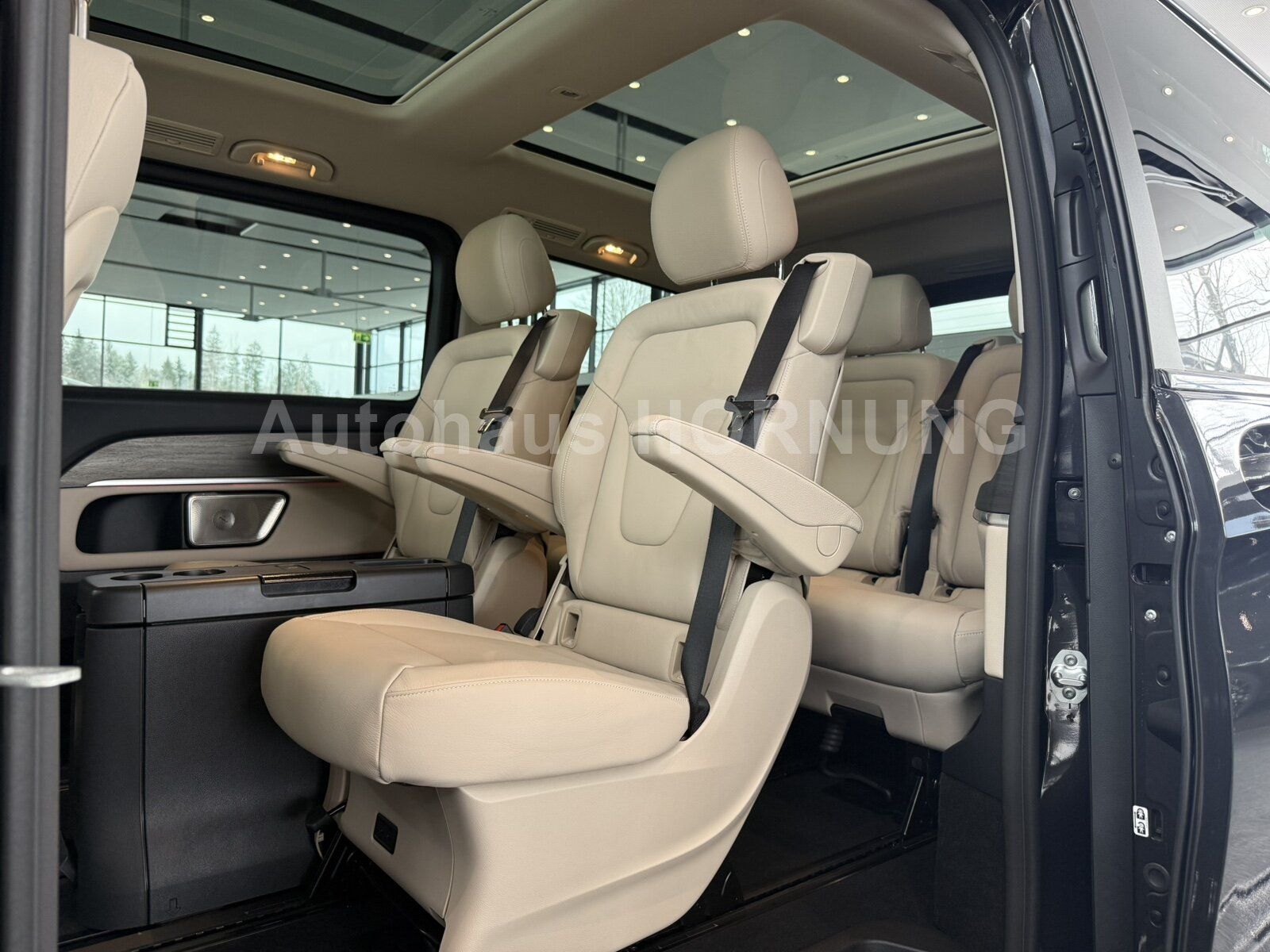 Mercedes-Benz V300 d 4M*AVANTGARDE*AIRMATIC*AMG*PANO*STHZG*AHK foto 11