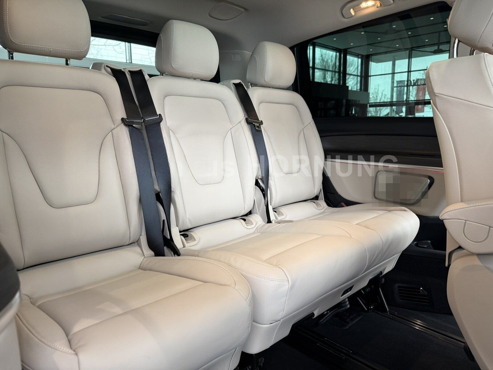 Mercedes-Benz V300 d 4M*AVANTGARDE*AIRMATIC*AMG*PANO*STHZG*AHK foto 15