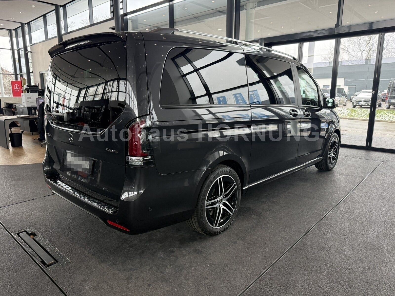 Mercedes-Benz V300 d 4M*AVANTGARDE*AIRMATIC*AMG*PANO*STHZG*AHK foto 7