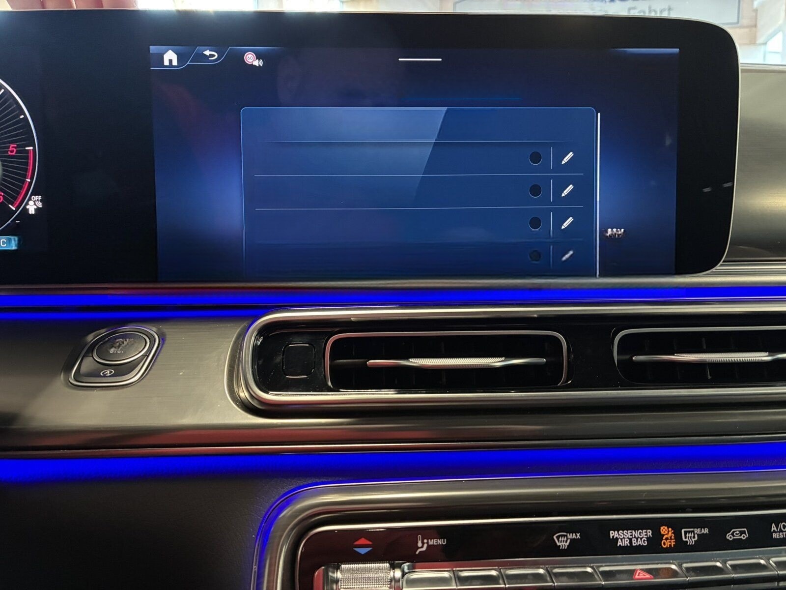 Mercedes-Benz V 300 d 4M*EXCLUSIVE*AMG*AIRMATIC*PANO*7-SITZER foto 22