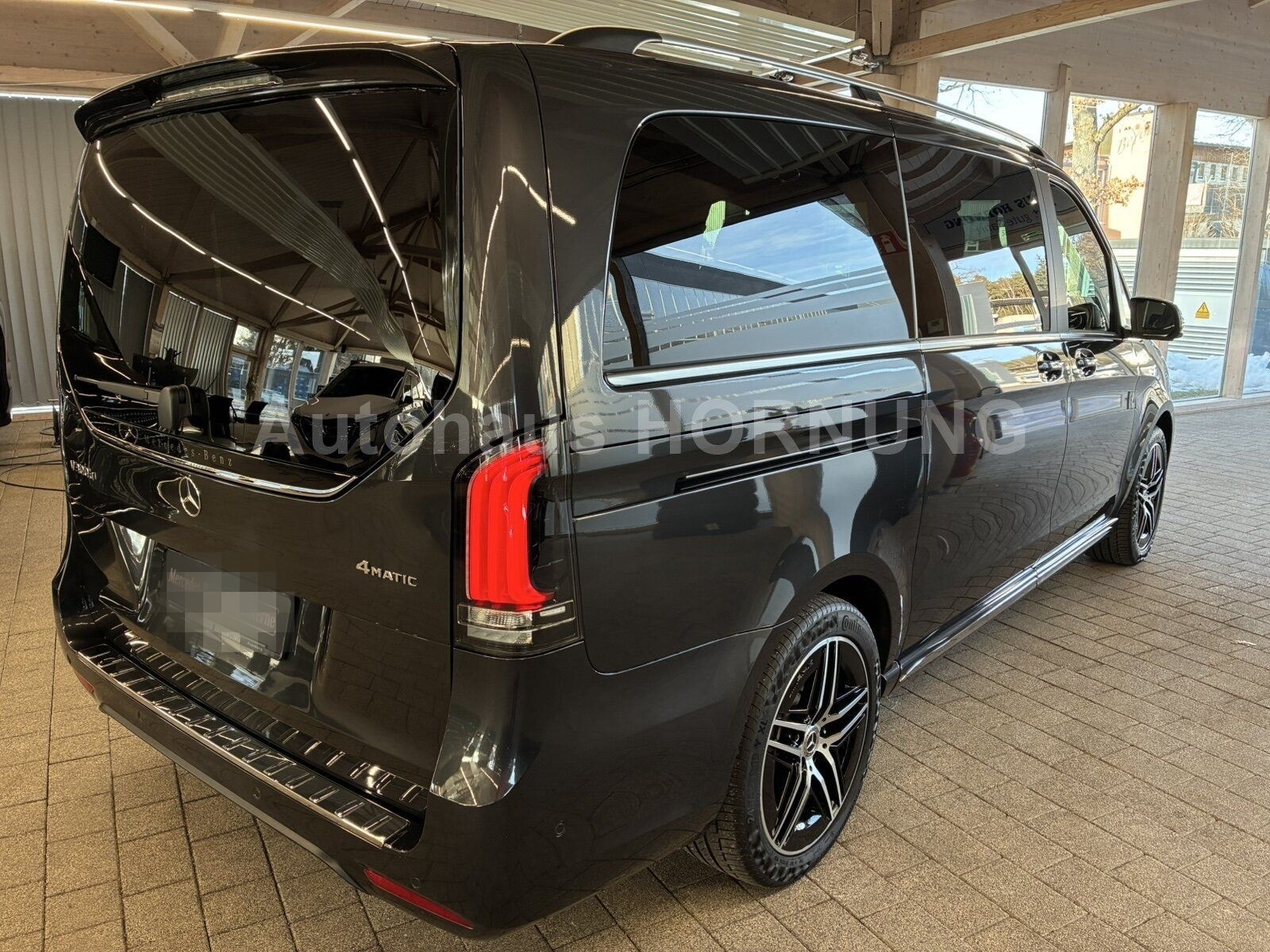 Mercedes-Benz V 300 d 4M*EXCLUSIVE*AMG*AIRMATIC*PANO*7-SITZER foto 8