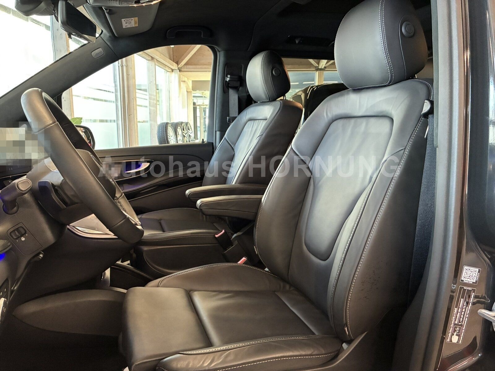 Mercedes-Benz V 300 d 4M*EXCLUSIVE*AMG*AIRMATIC*PANO*7-SITZER foto 12