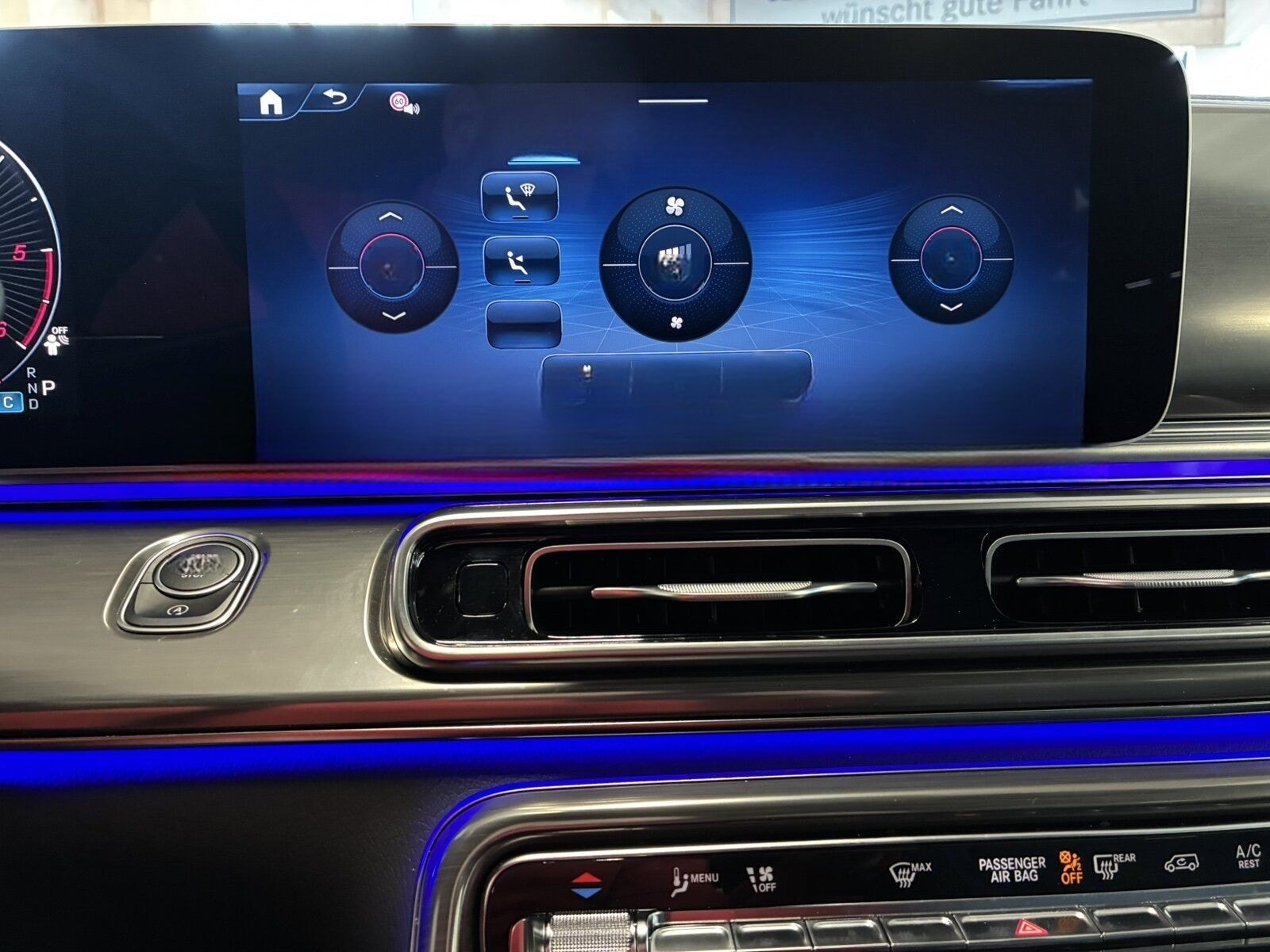 Mercedes-Benz V 300 d 4M*EXCLUSIVE*AMG*AIRMATIC*PANO*7-SITZER foto 21