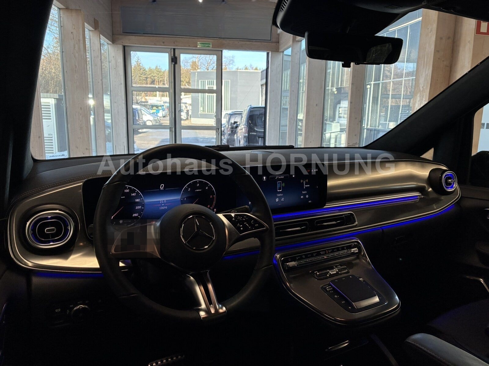 Mercedes-Benz V 300 d 4M*EXCLUSIVE*AMG*AIRMATIC*PANO*7-SITZER foto 24