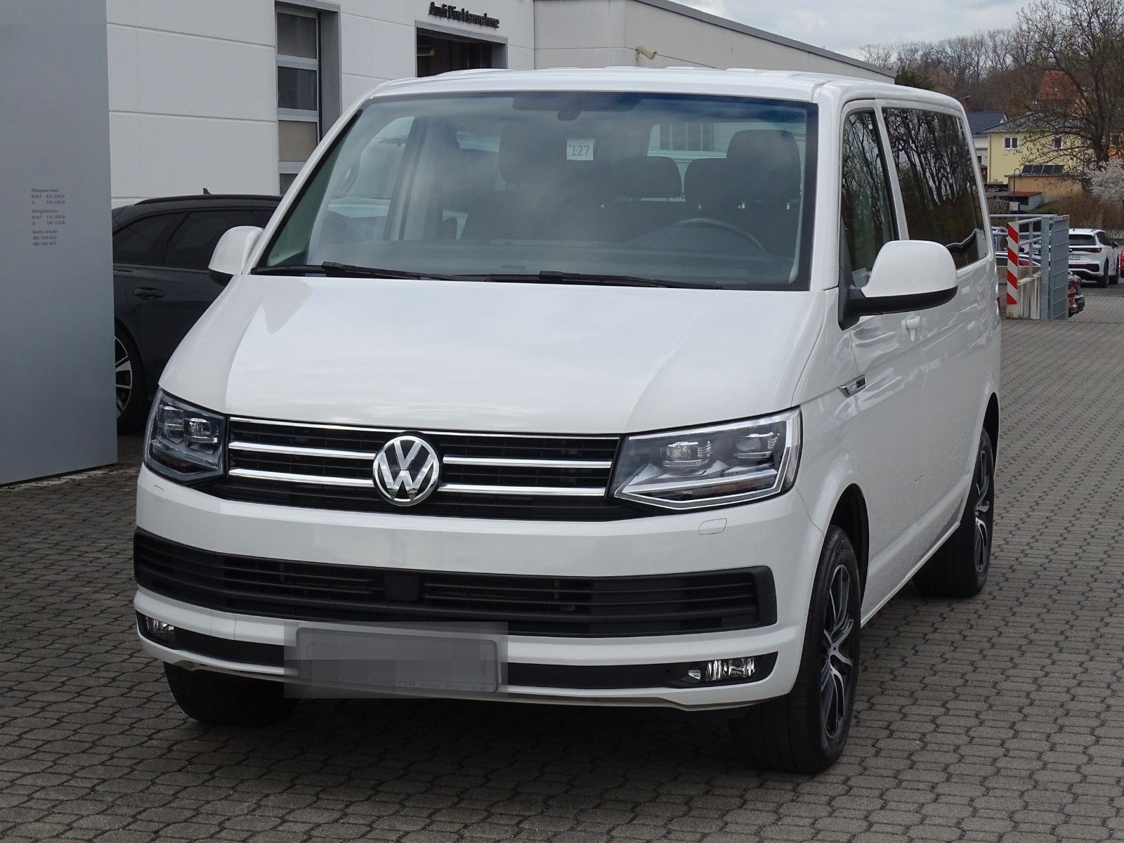 Volkswagen T6.1 Caravelle 2.0 TDI DSG Comfortline foto 2