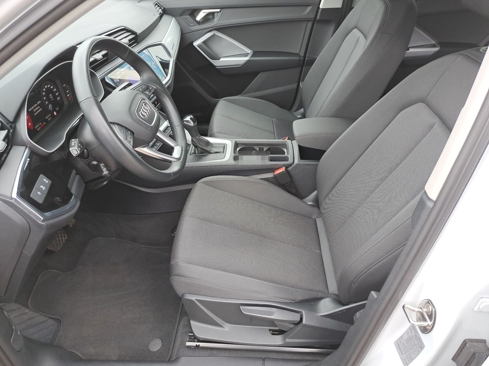 Audi Q3 Sportback 40 TFSI quattro S tronic NAV KAM GR foto 15