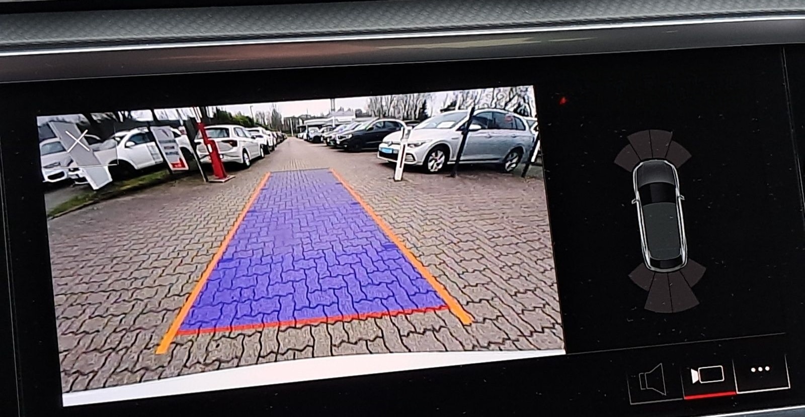 Audi Q3 Sportback 40 TFSI quattro S tronic NAV KAM GR foto 21