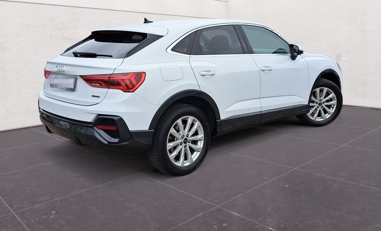 Audi Q3 Sportback 40 TFSI quattro S tronic NAV KAM GR foto 9