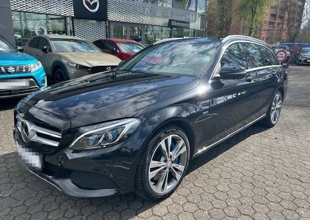 Mercedes-Benz C 350e T Avangarde LED*PANO*BURMESTER foto 1