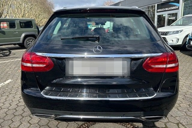 Mercedes-Benz C 350e T Avangarde LED*PANO*BURMESTER foto 5