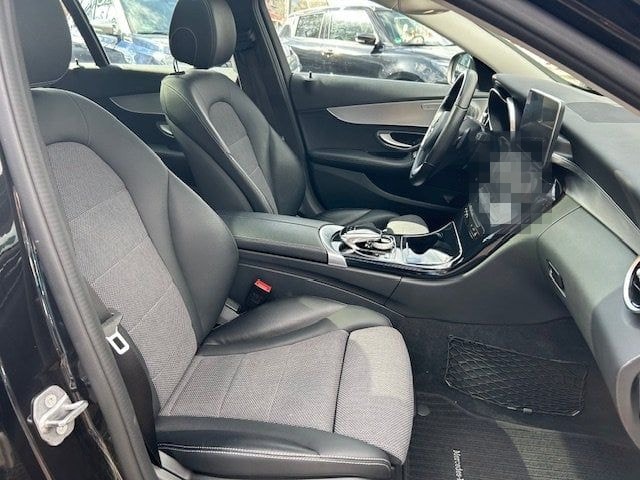 Mercedes-Benz C 350e T Avangarde LED*PANO*BURMESTER foto 10