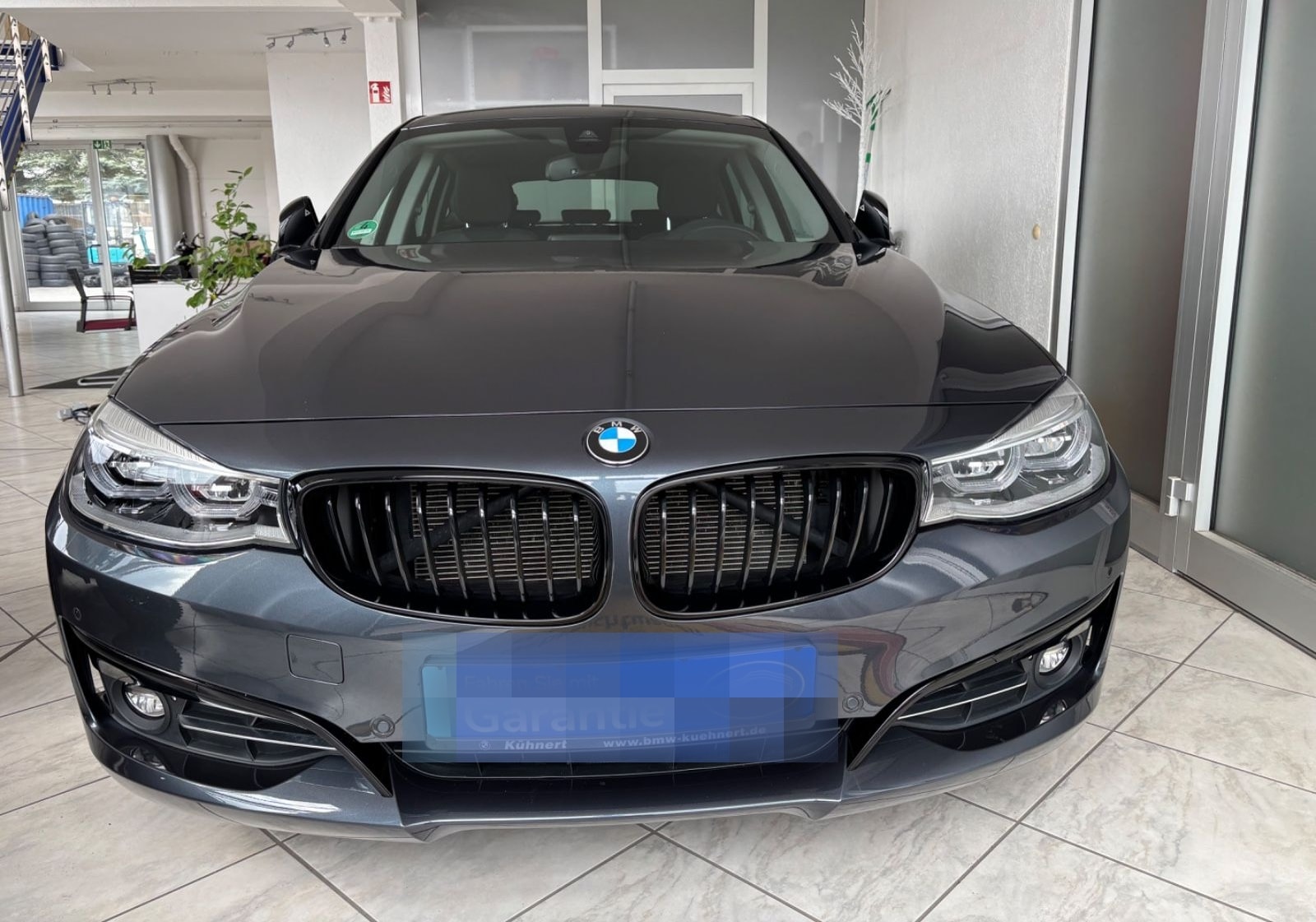 BMW 320 3 Gran Turismo 320 d xDrive Sport Line foto 1