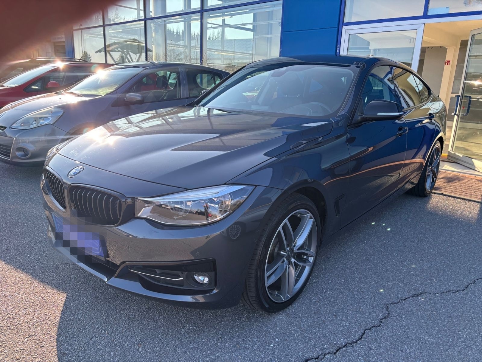 BMW 320 3 Gran Turismo 320 d xDrive Sport Line foto 8