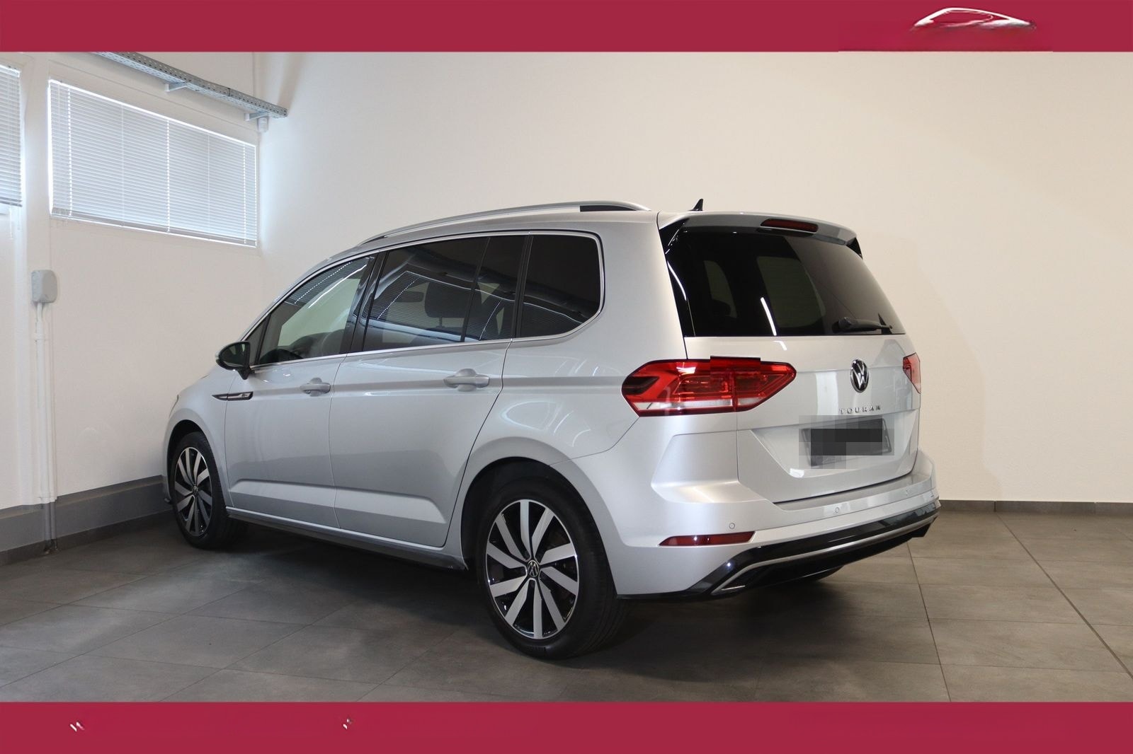 Volkswagen Touran 1.5 TSI 3x R-Line -NAV-LED-ACC-4xSHZ-TOTW foto 3