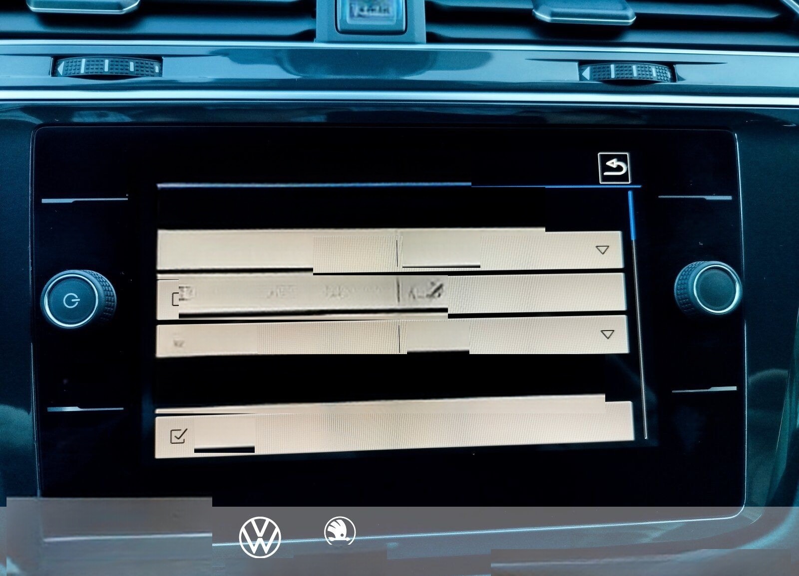 Volkswagen Tiguan 2.0 TDI DSG IQ.DRIVE AHK Standheizung HUD foto 15