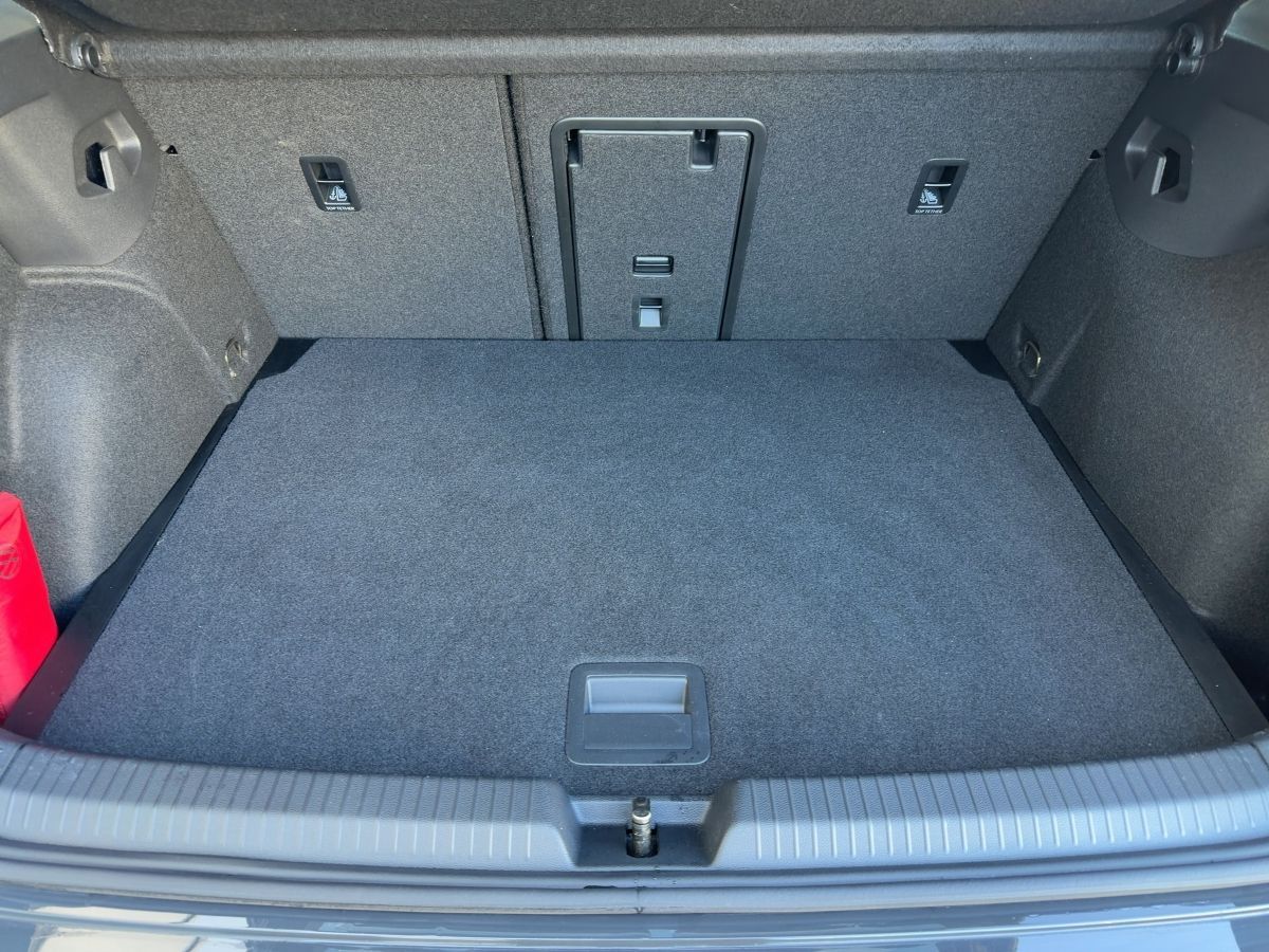 Volkswagen Golf VIII 1.0 TSI LIFE LED+APP+SHZ+2xPDC+DAB+16" foto 14