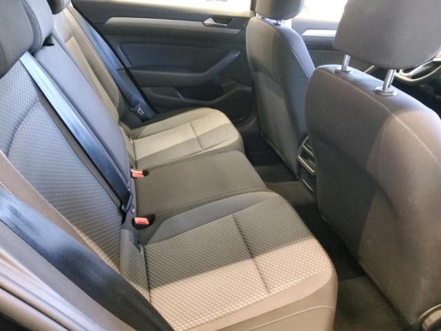 Volkswagen Passat Variant 1.5 TSI NAVI CARPLAY ACC RFK SHZ foto 6